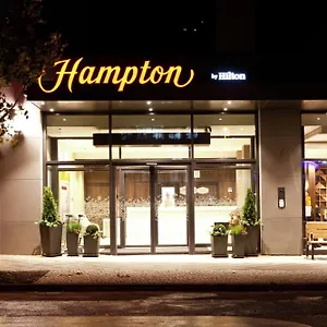 https://hampton-by-hilton-berlin-city-east-side-gallery.find-berlin-hotels.com